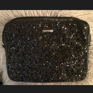 ᑎIᑎE ᗯEᔕT ᒪᗩᑭTOᑭ ᑕᗩᔕE